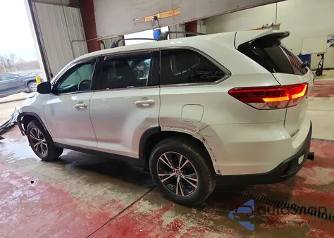 2019 Toyota Highlander Le из США, поврежденный, VIN 5TDBZRFH7KS945575